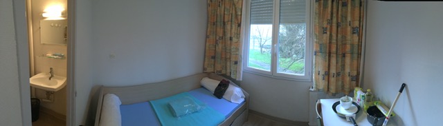 Vue panoramique d&#039;une chambre au CADA de Miribel