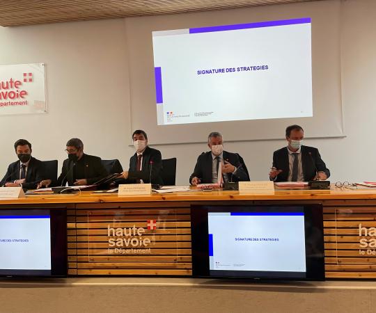 COPIL Résorption des campements illicites en Haute-Savoie Comité de pilotage de Haute Savoie
