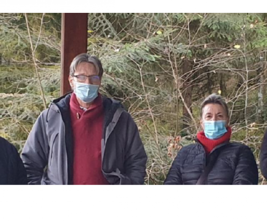 Groupe Tremplin carrière Groupe de 6 personnes qui sont pris en photo